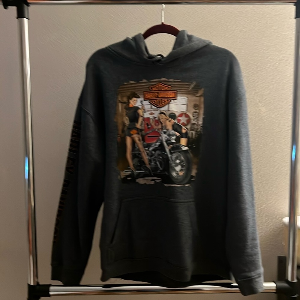 Men’s large Harley Davidson sweatshirt with front and back images
